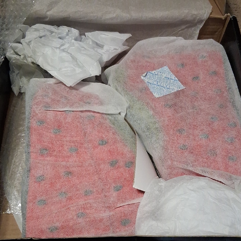NEW DollsKill STRAWBERRY SHORTCAKE COLLABORATION Platforms, Size 5 - Picture 2 of 7